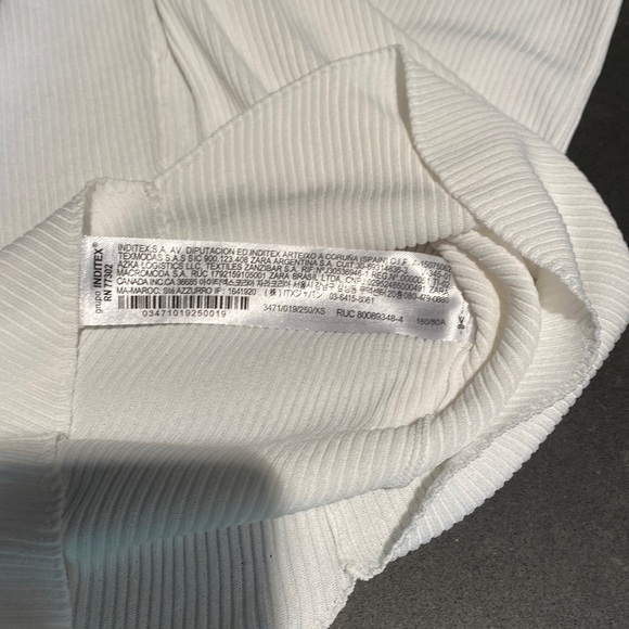 Zara Asymmetric one shoulder top - Picture 3 of 3